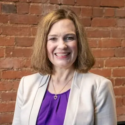 Deanna Russo, LinkedIn Strategist at Digital Sandwich